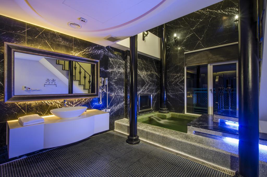 Ya Nold Fashion House Hotel Jiaoxi Exterior photo